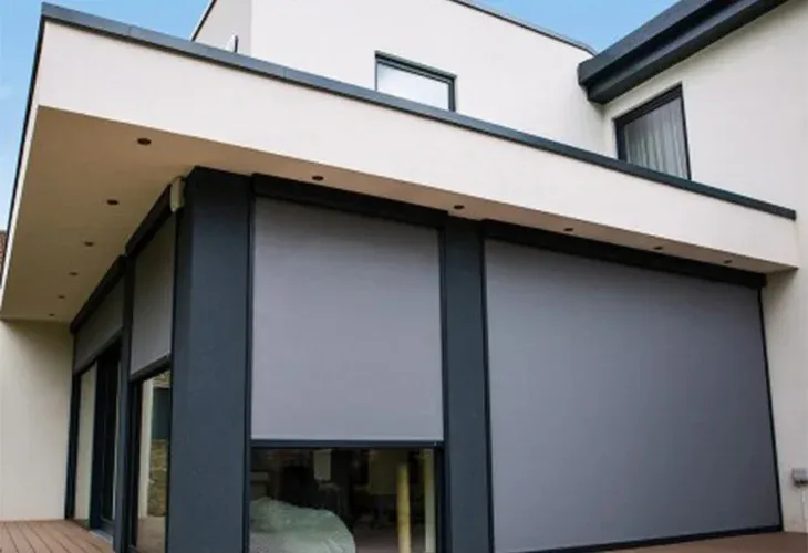 Automatic Shading Systems: Innovation and Comfort in Outdoor Architecture