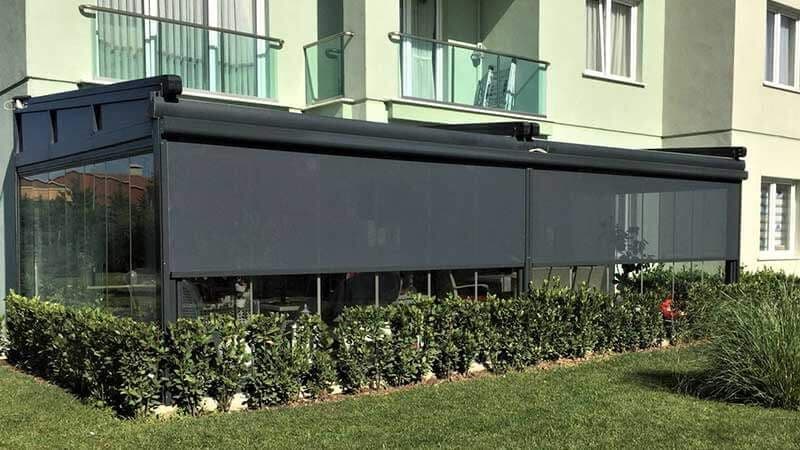 Bioclimatic vs. Traditional Pergolas: Which One Fits Your Space?